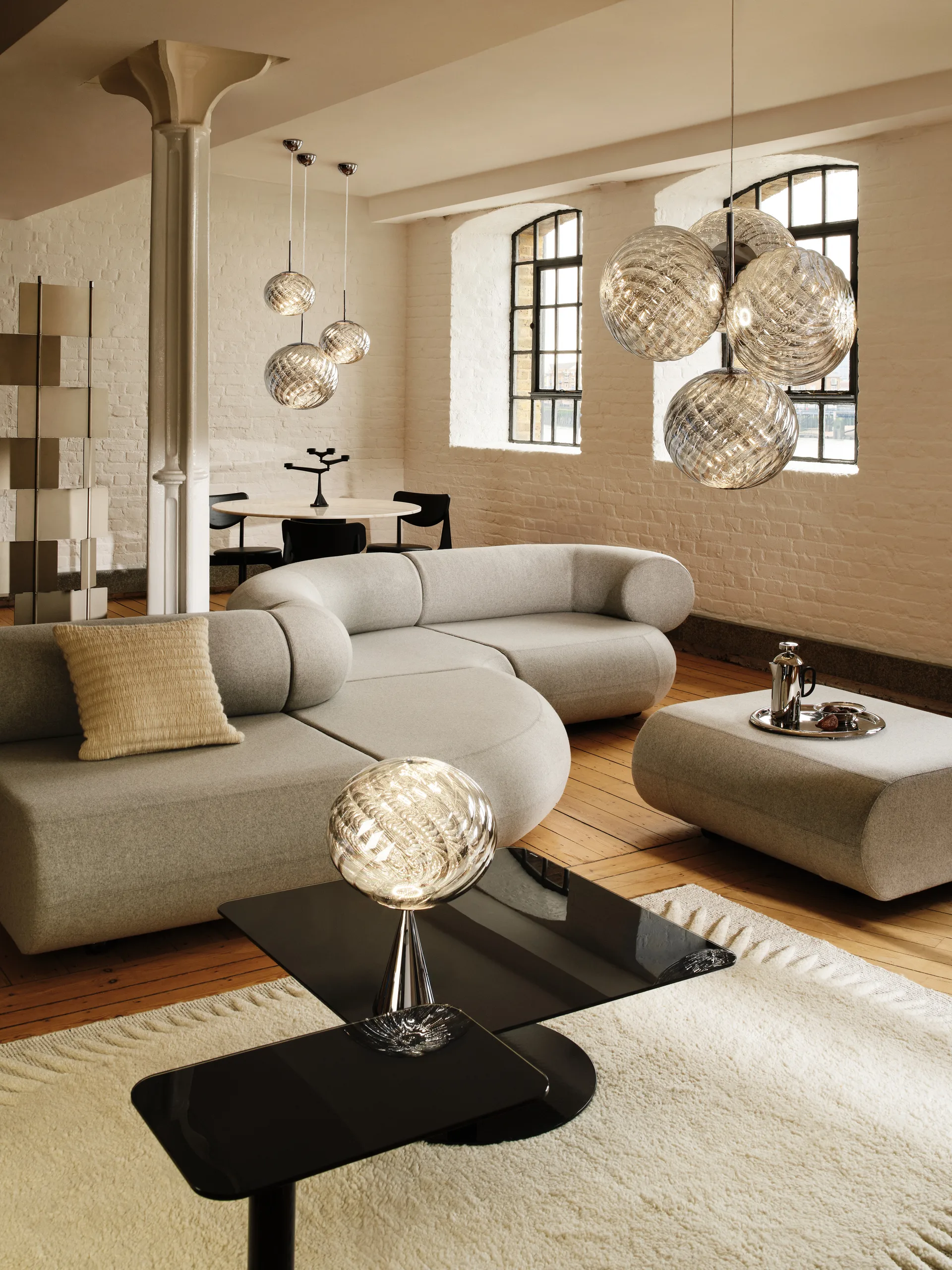 Whirl cone fat tafellamp, Zilverkleurig Tom Dixon