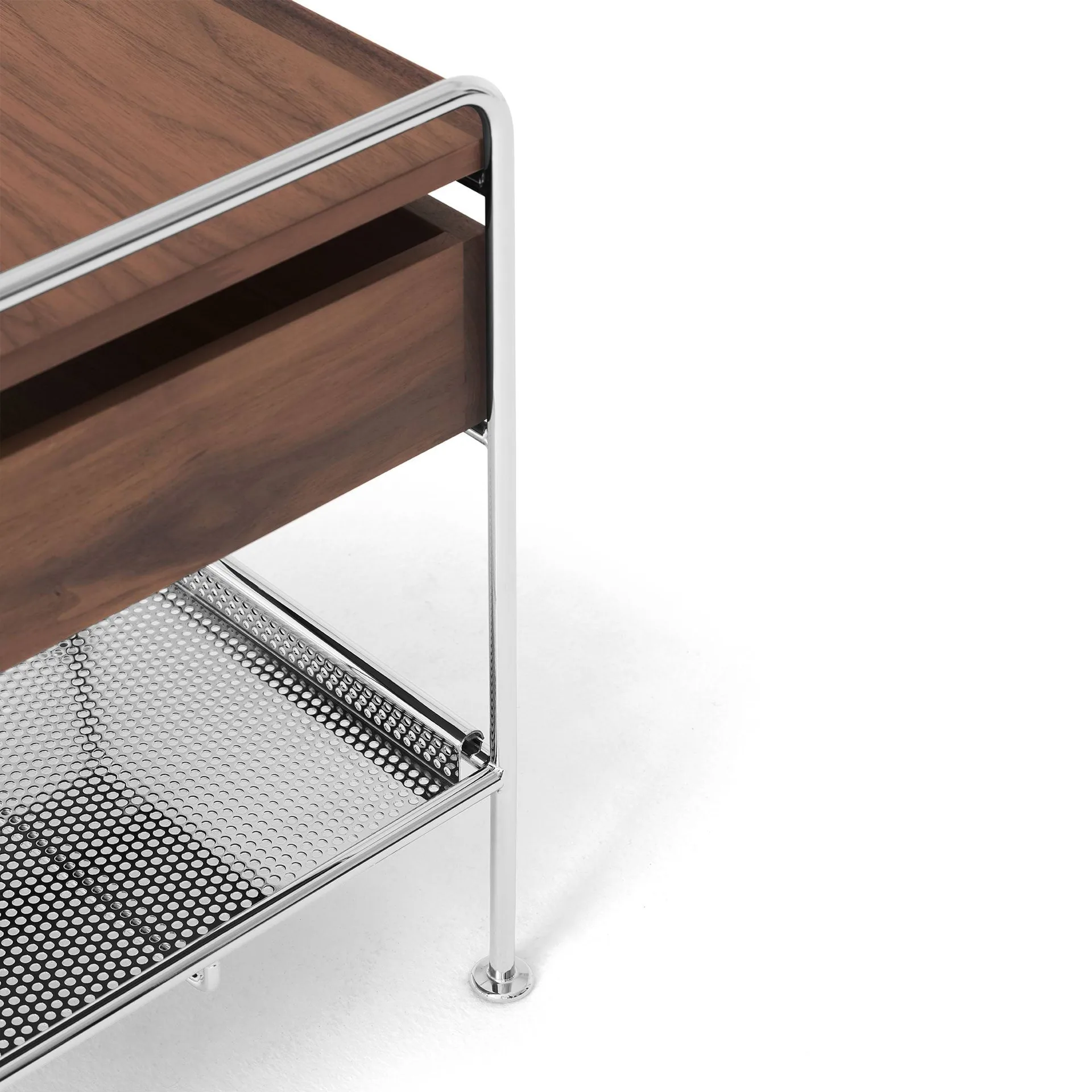 Alima NDS3 bijzettafel, Gelakt noten-chroom &Tradition
