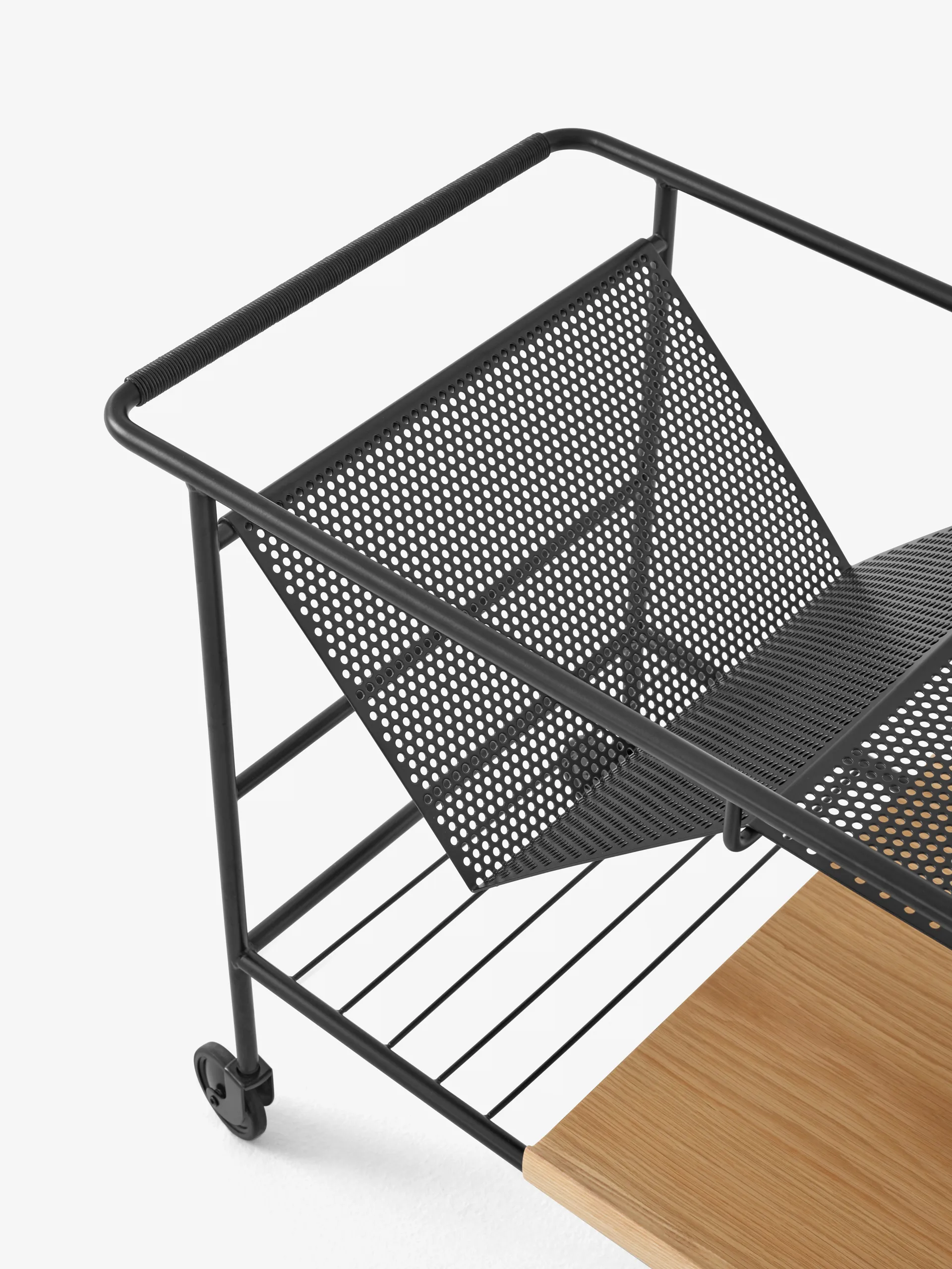 Alima opbergtrolley gelakt eikenhout, Black & lacquered oak &Tradition