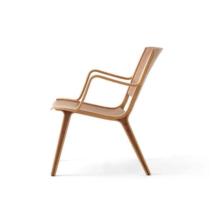 AX HM11 Lounge Chair met armleuningen - Walnut-oak - &Tradition