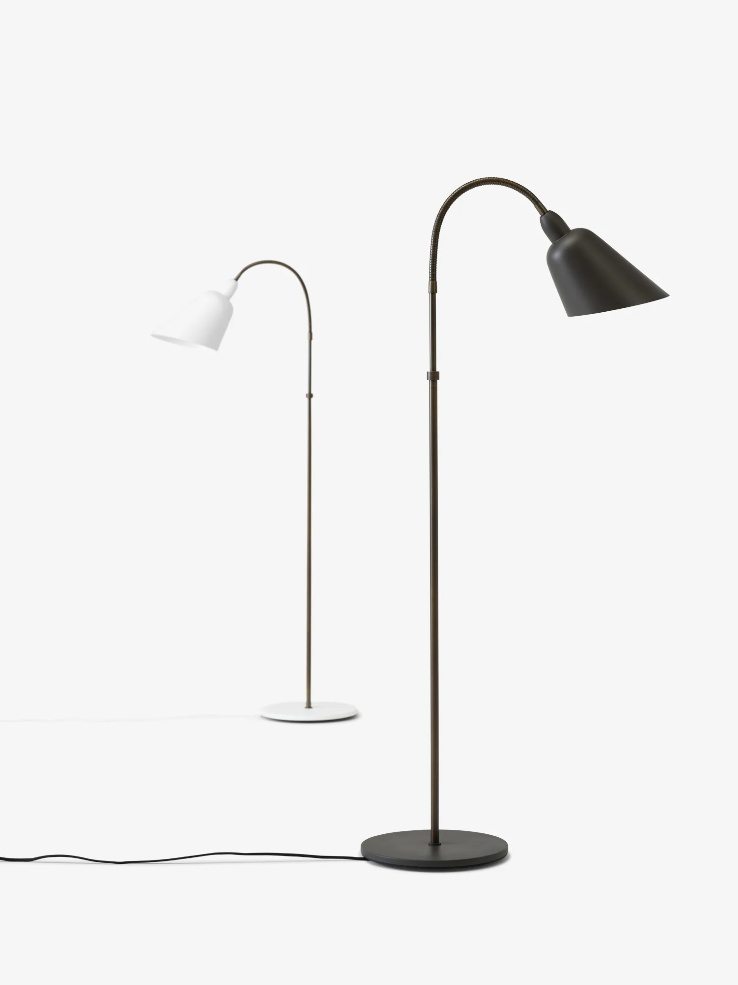 Bellevue AJ7 vloerlamp Anniversary Edition, White-bronzed brass &Tradition