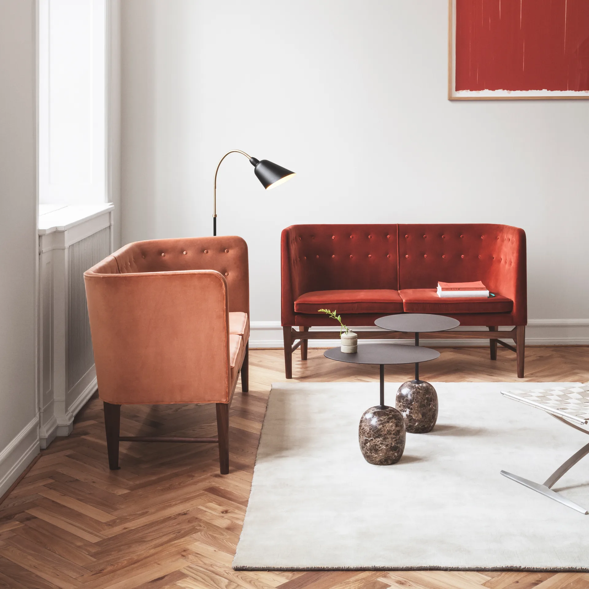 Bellevue AJ7 vloerlamp, Zwart-messing &Tradition