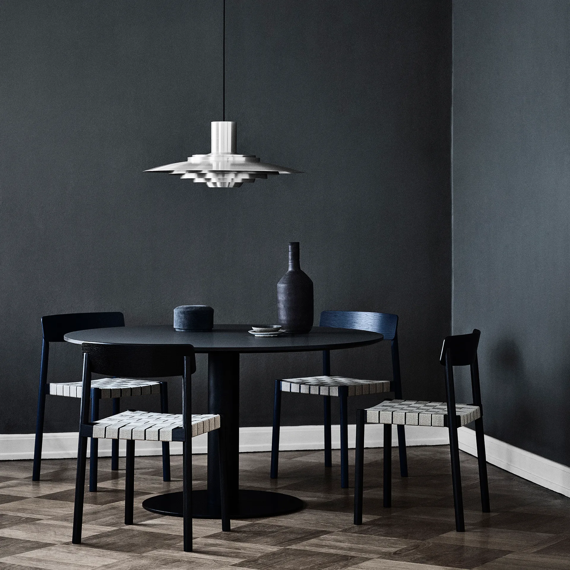 Betty stoel TK1, Zwart &Tradition