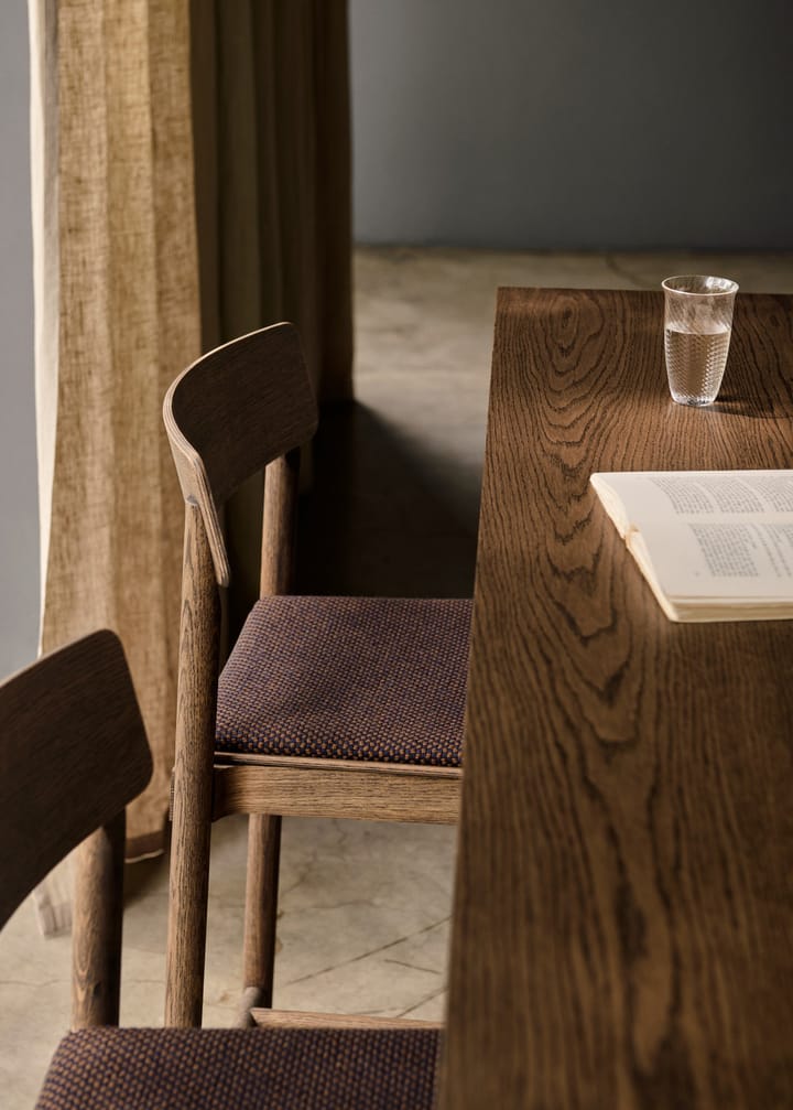 Betty TK14 Counter Chair barkruk 65 cm, Sisu 0785-gerookte eik &Tradition
