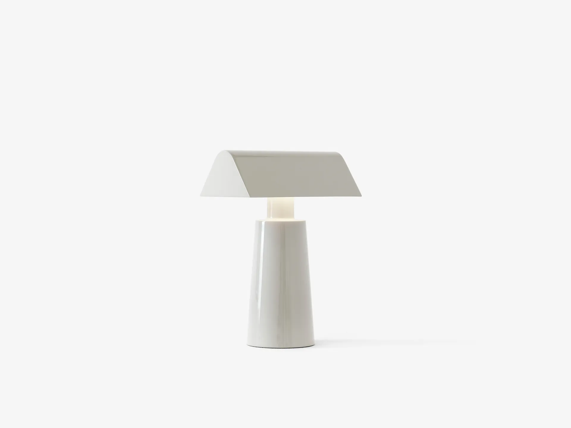 Caret MF1 draagbare tafellamp, Silk grey &Tradition