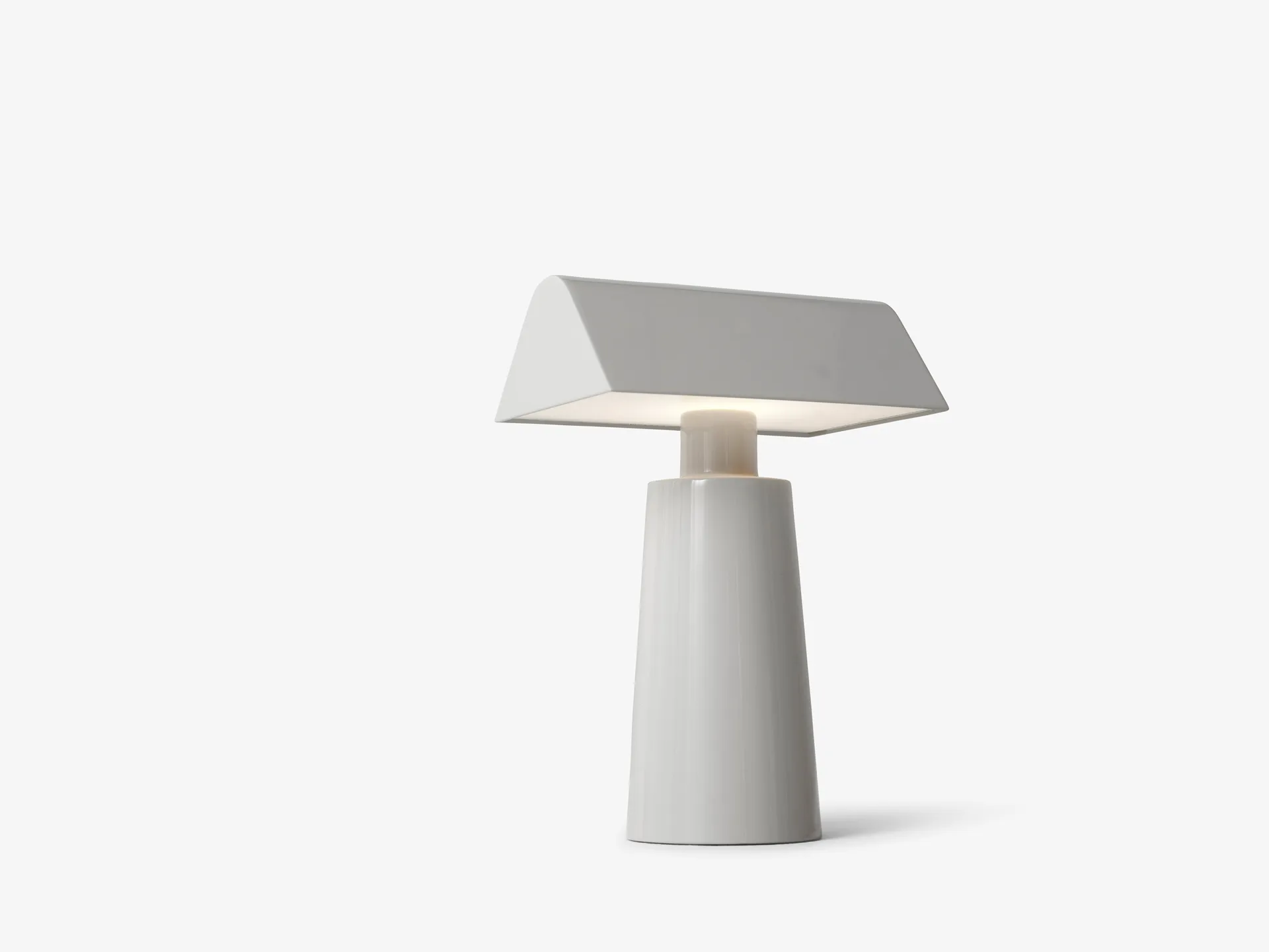 Caret MF1 draagbare tafellamp, Silk grey &Tradition
