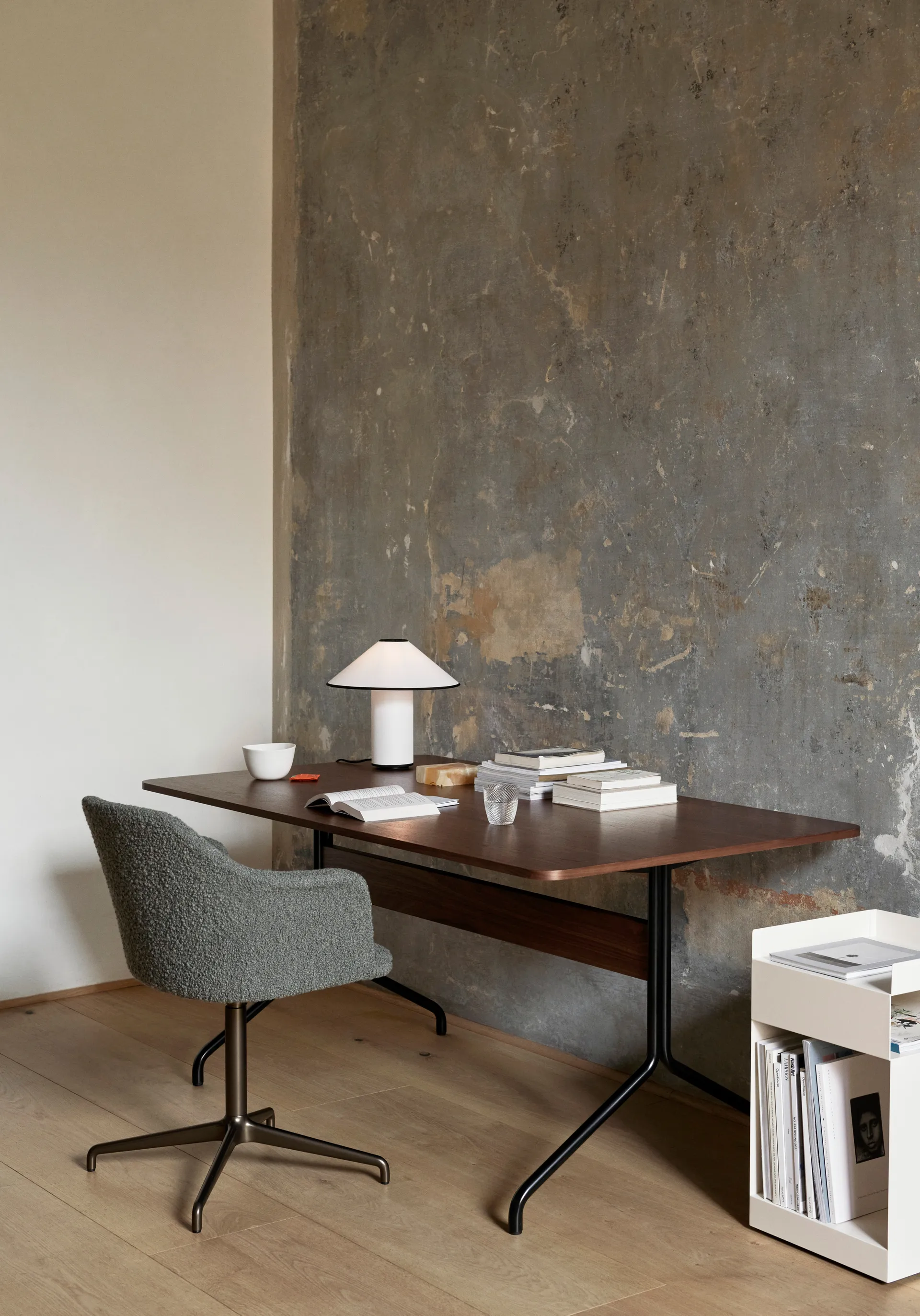 Colette ATD6 tafellamp, Black & White &Tradition