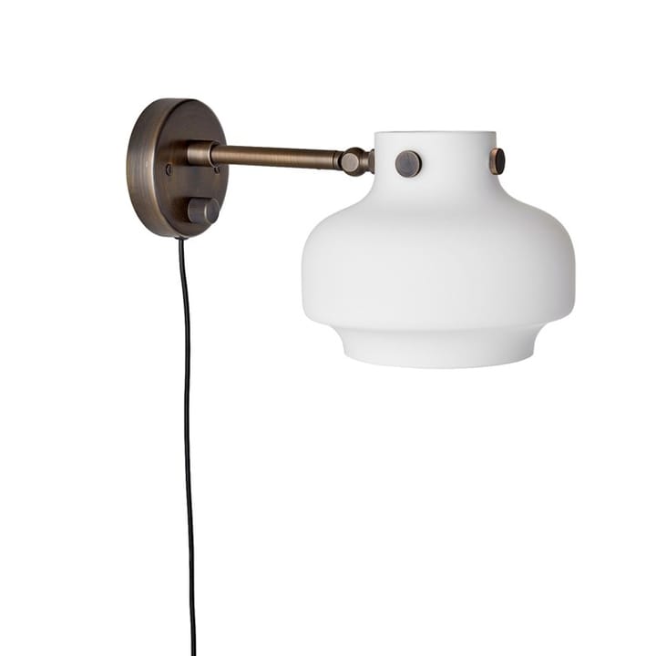 Copenhagen wandlamp SC16 - opaalglas-messing - &Tradition