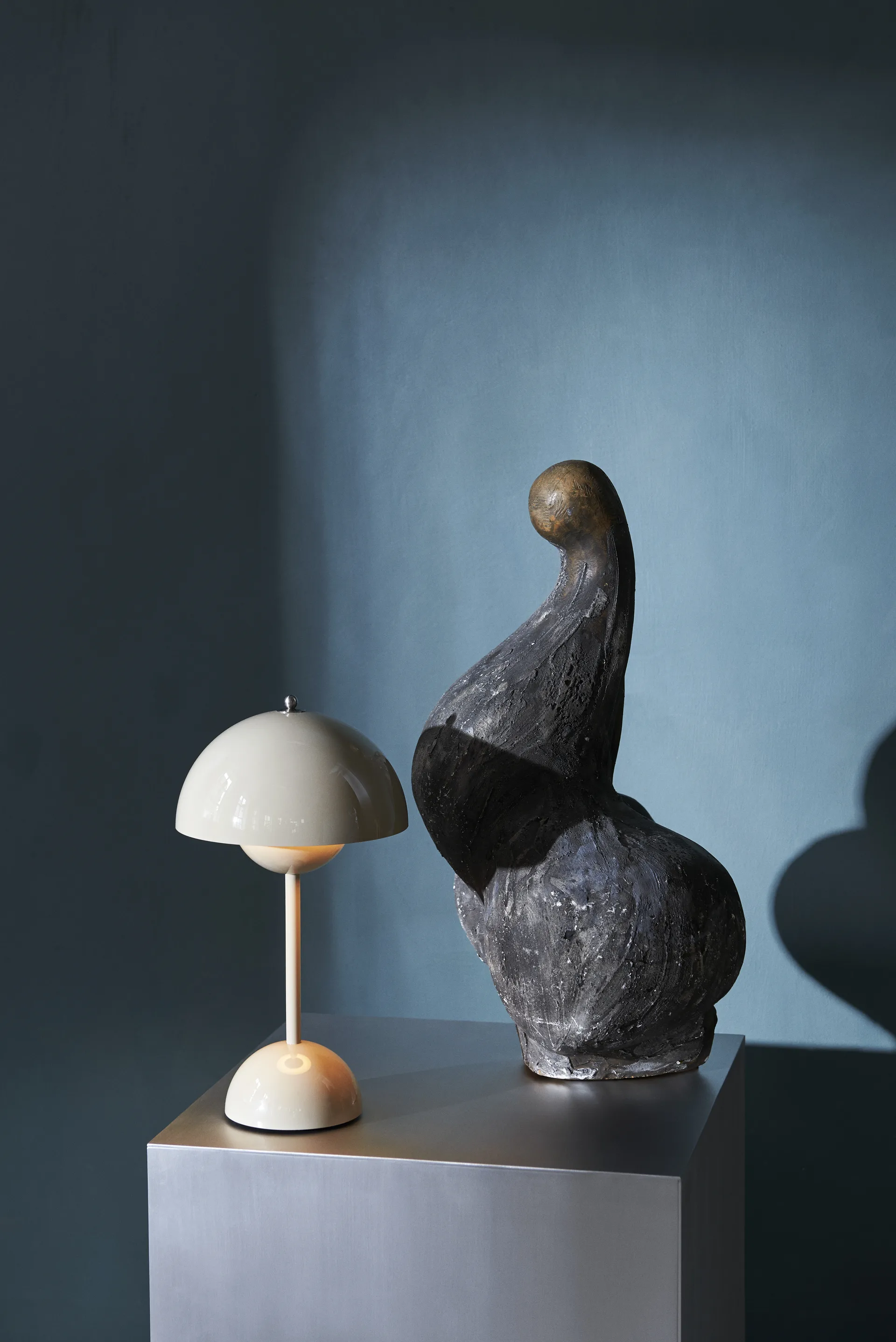 Flowerpot portable tafellamp VP9, Grey beige &Tradition