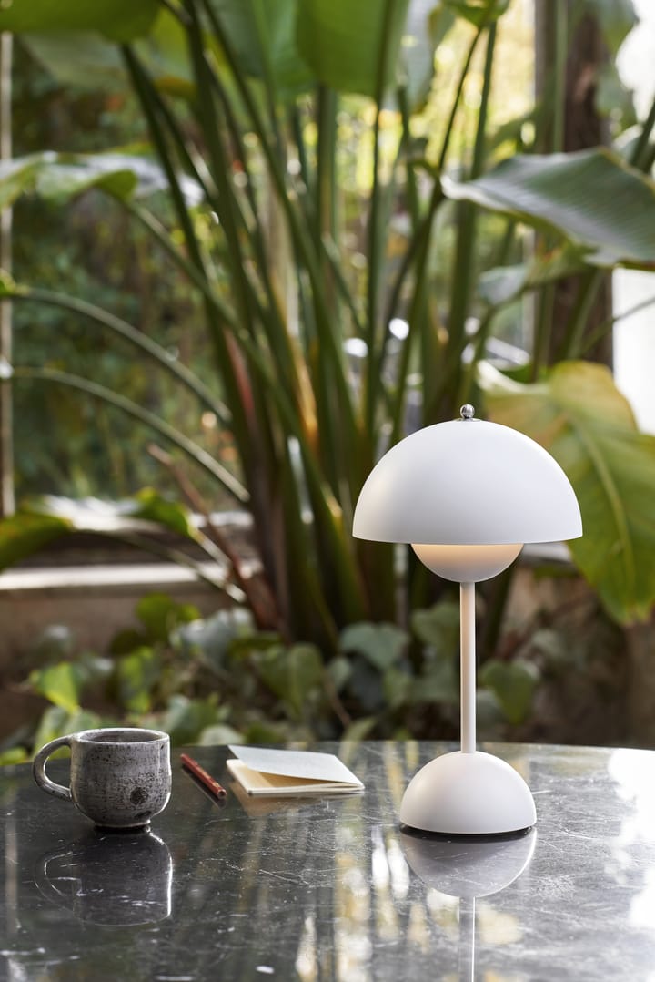 Flowerpot portable tafellamp VP9, Matt white &Tradition