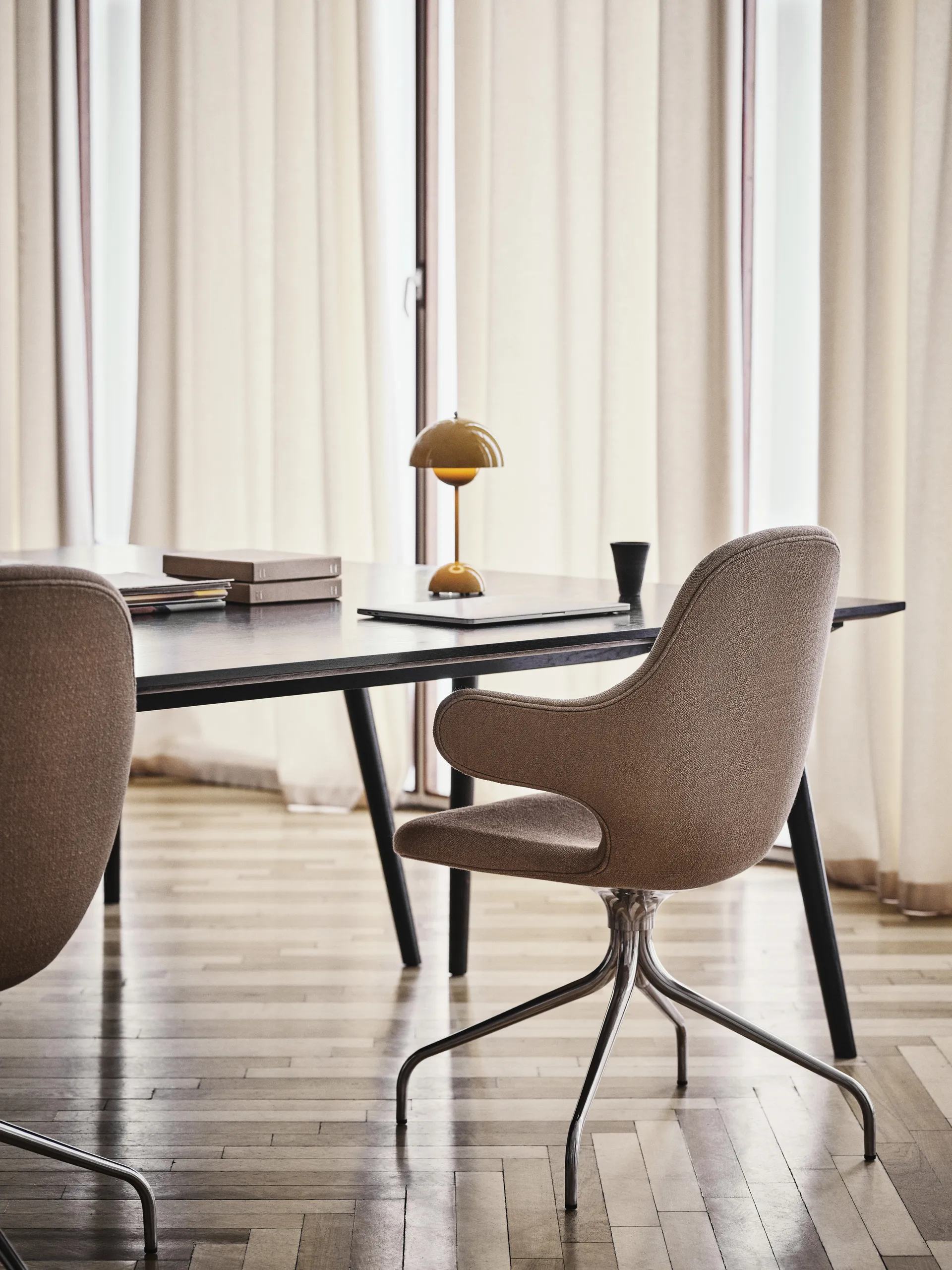 Flowerpot portable tafellamp VP9, Mustard &Tradition