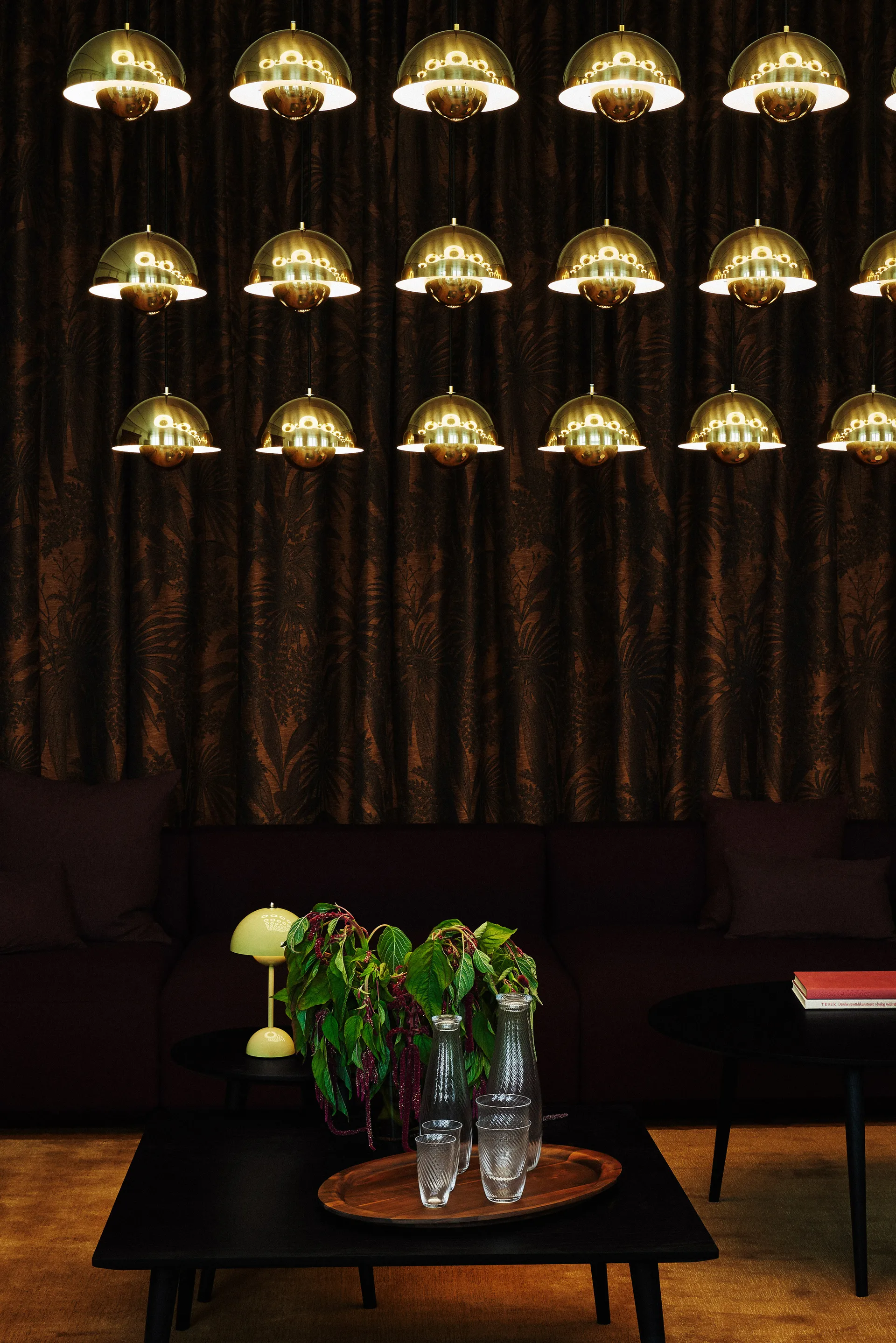 Flowerpot portable tafellamp VP9, Pale sand &Tradition