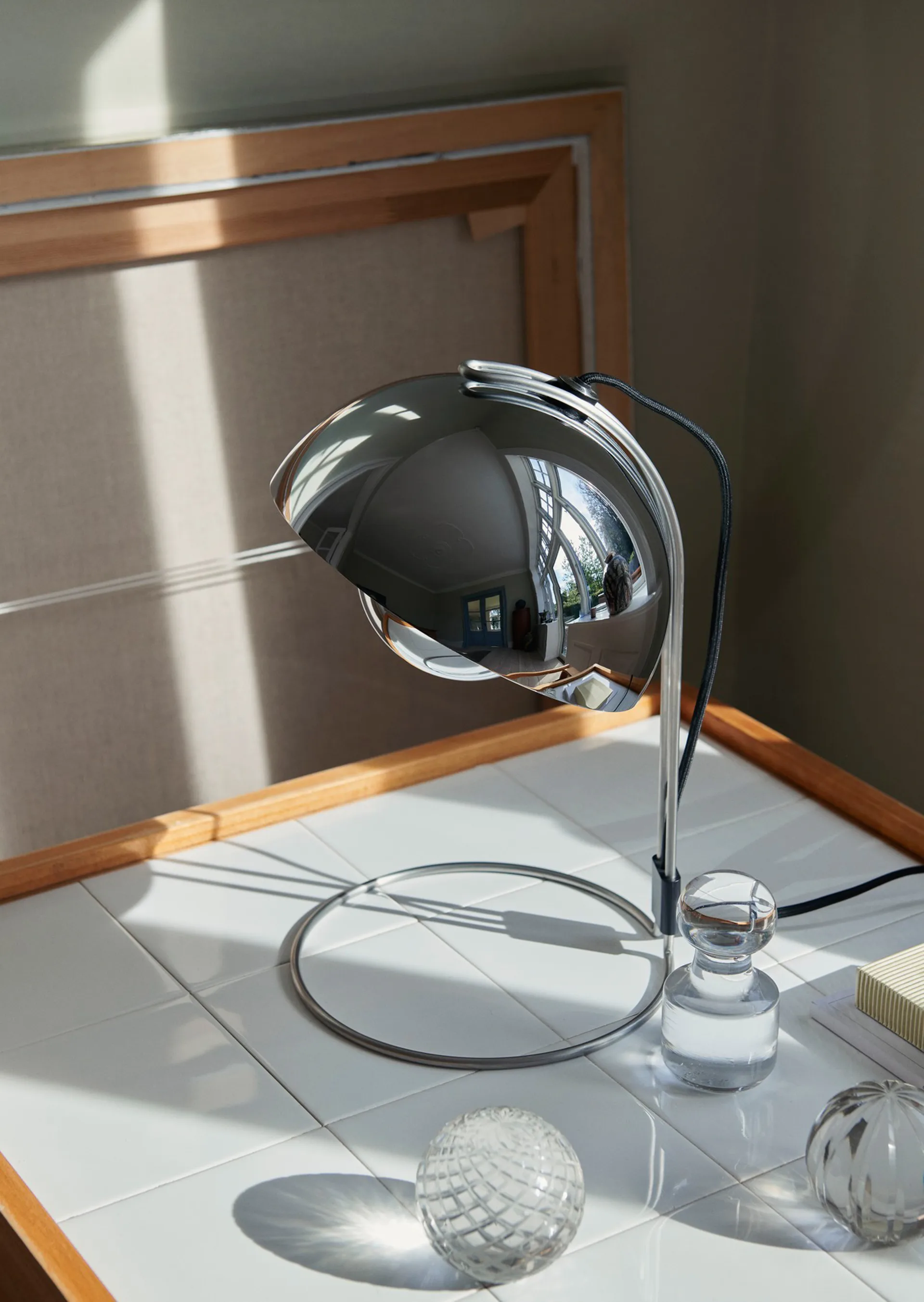 FlowerPot tafellamp VP4, Chrome-plated &Tradition