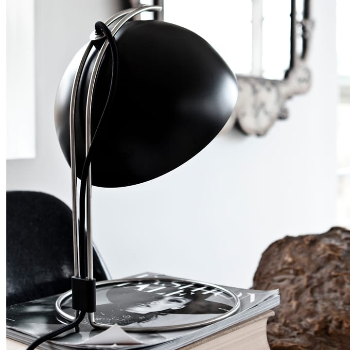 FlowerPot tafellamp VP4 - mat zwart - &Tradition