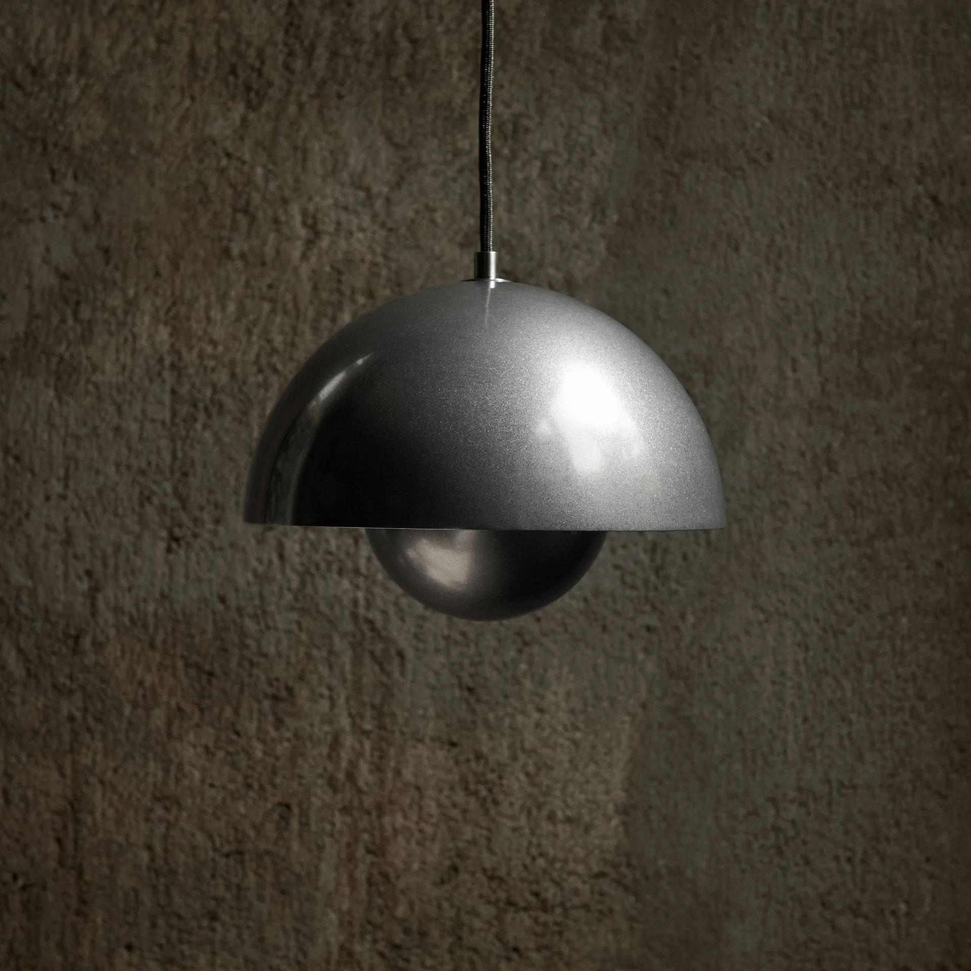 Flowerpot VP1 hanglamp Anniversary Edition, pewter &Tradition