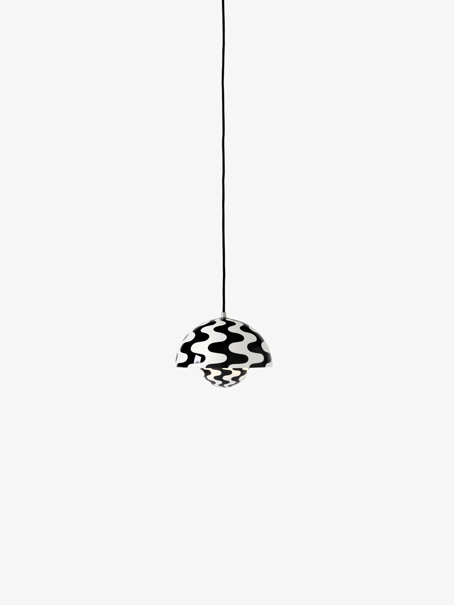 Flowerpot  VP1 hanglamp, Black-white pattern &Tradition