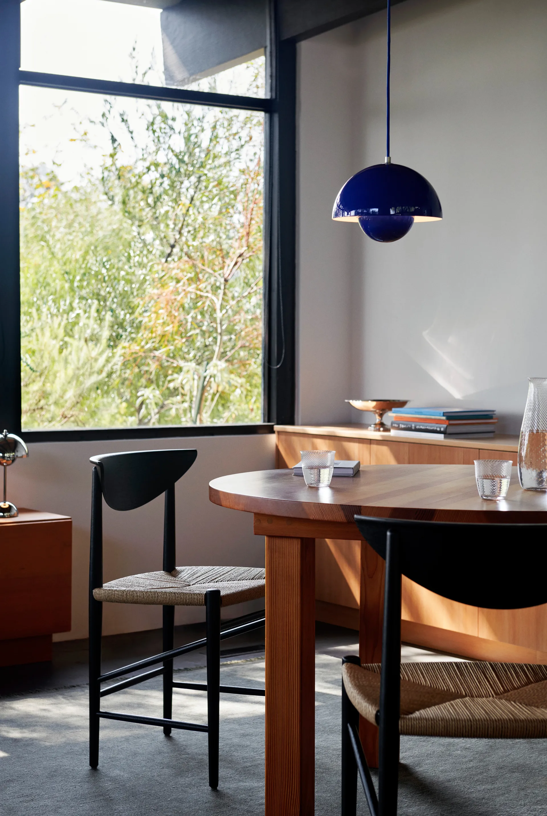 Flowerpot  VP1 hanglamp, Cobalt blue &Tradition