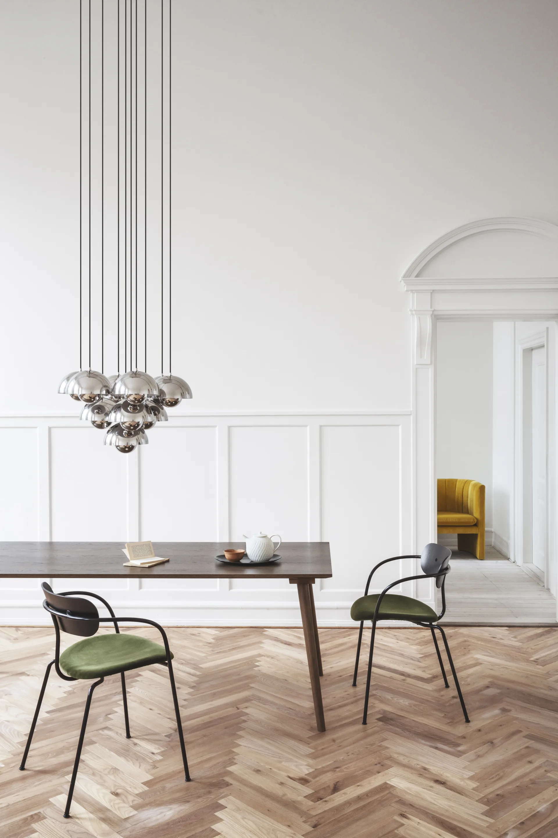 Flowerpot VP1 hanglamp, gepolijst staal &Tradition