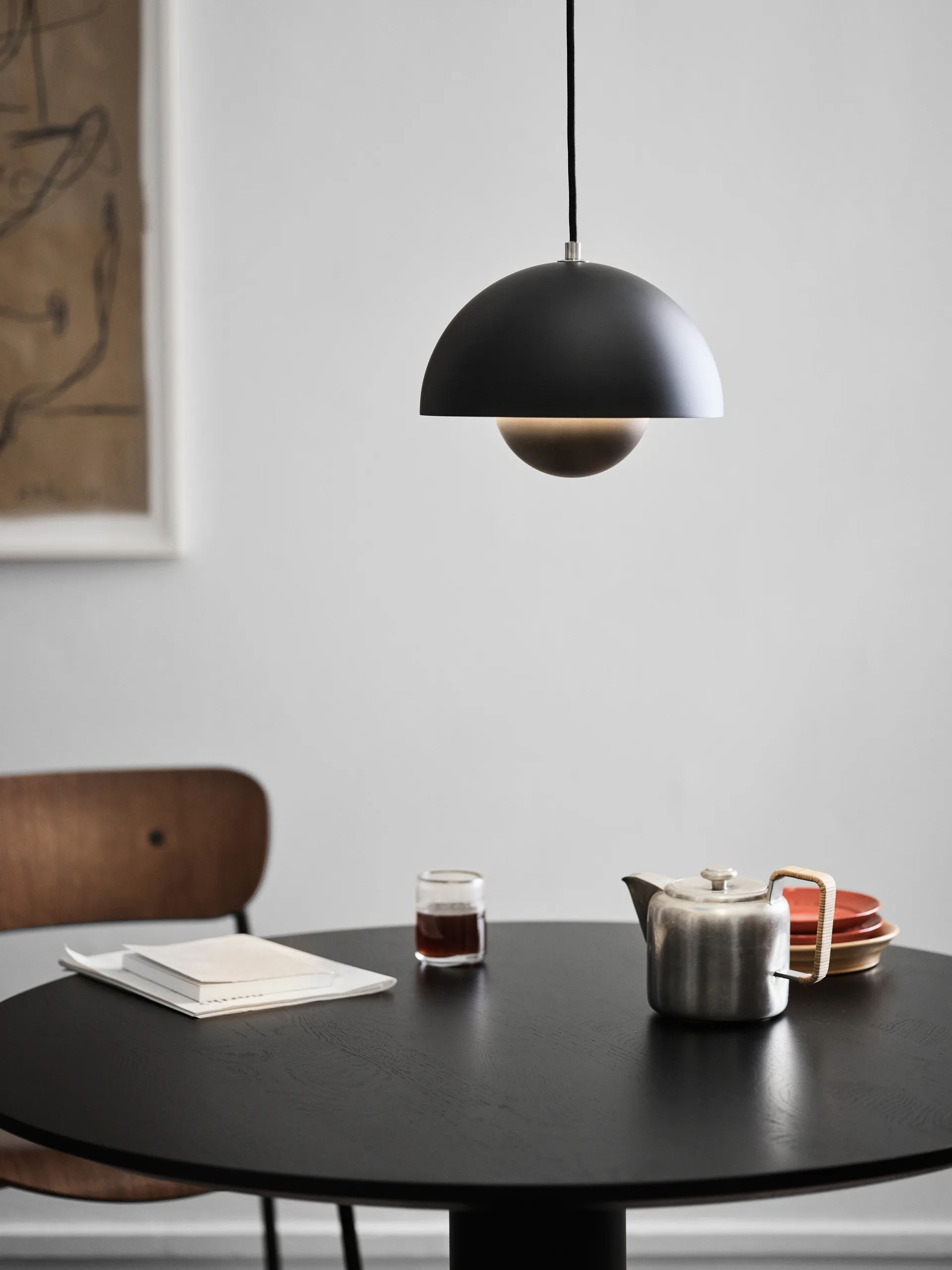 Flowerpot  VP1 hanglamp, mat zwart &Tradition
