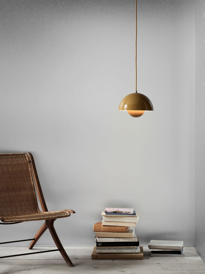 Flowerpot  VP1 hanglamp, mosterdgeel &Tradition