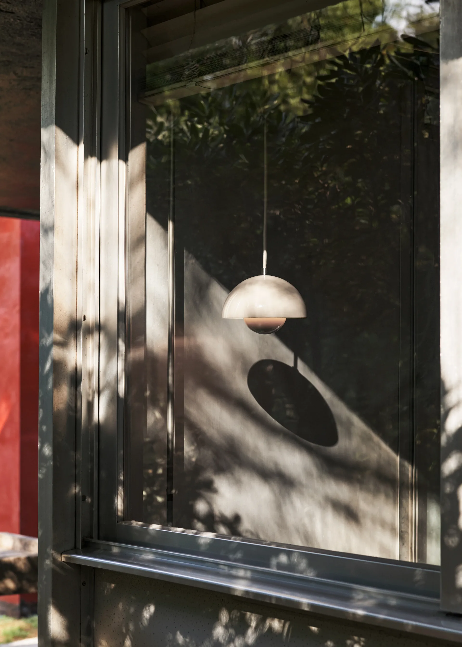 Flowerpot VP10 hanglamp, Grey beige &Tradition