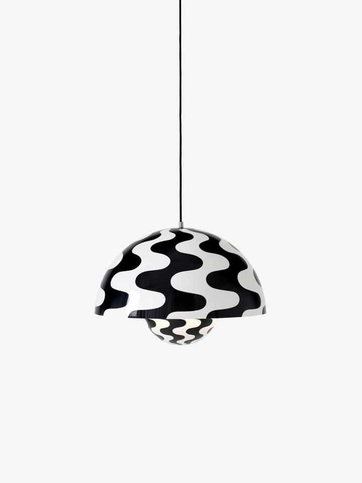 Flowerpot VP2 hanglamp groot, Black-white pattern &Tradition