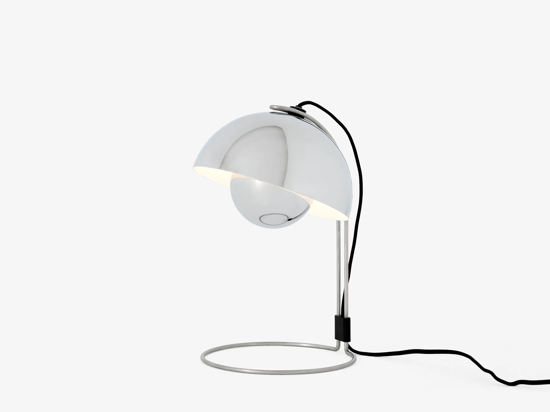 Flowerpot VP4 tafellamp, Chrome-plated &Tradition