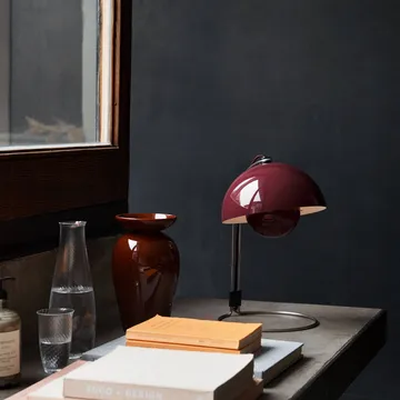 Flowerpot VP4 tafellamp - Dark plum - &Tradition