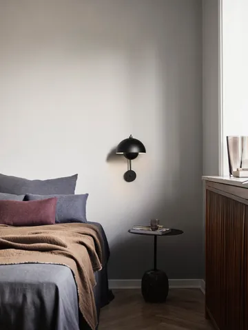 Flowerpot VP8 wandlamp - Matt black - &Tradition