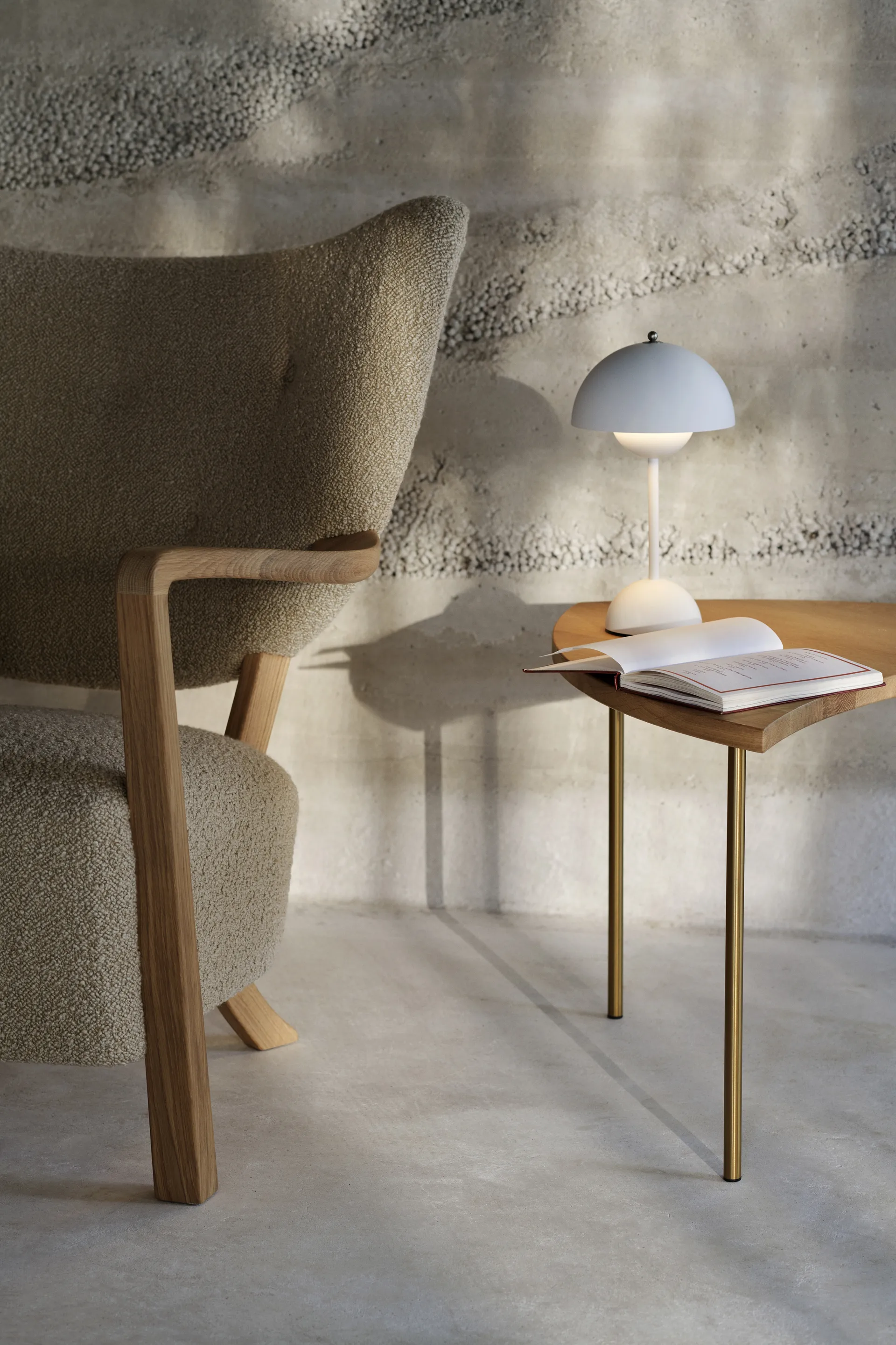 Flowerpot VP9 draagbare tafellamp, Matt white &Tradition