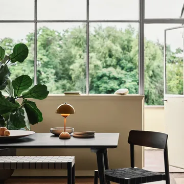 Flowerpot VP9 draagbare tafellamp - Mustard - &Tradition