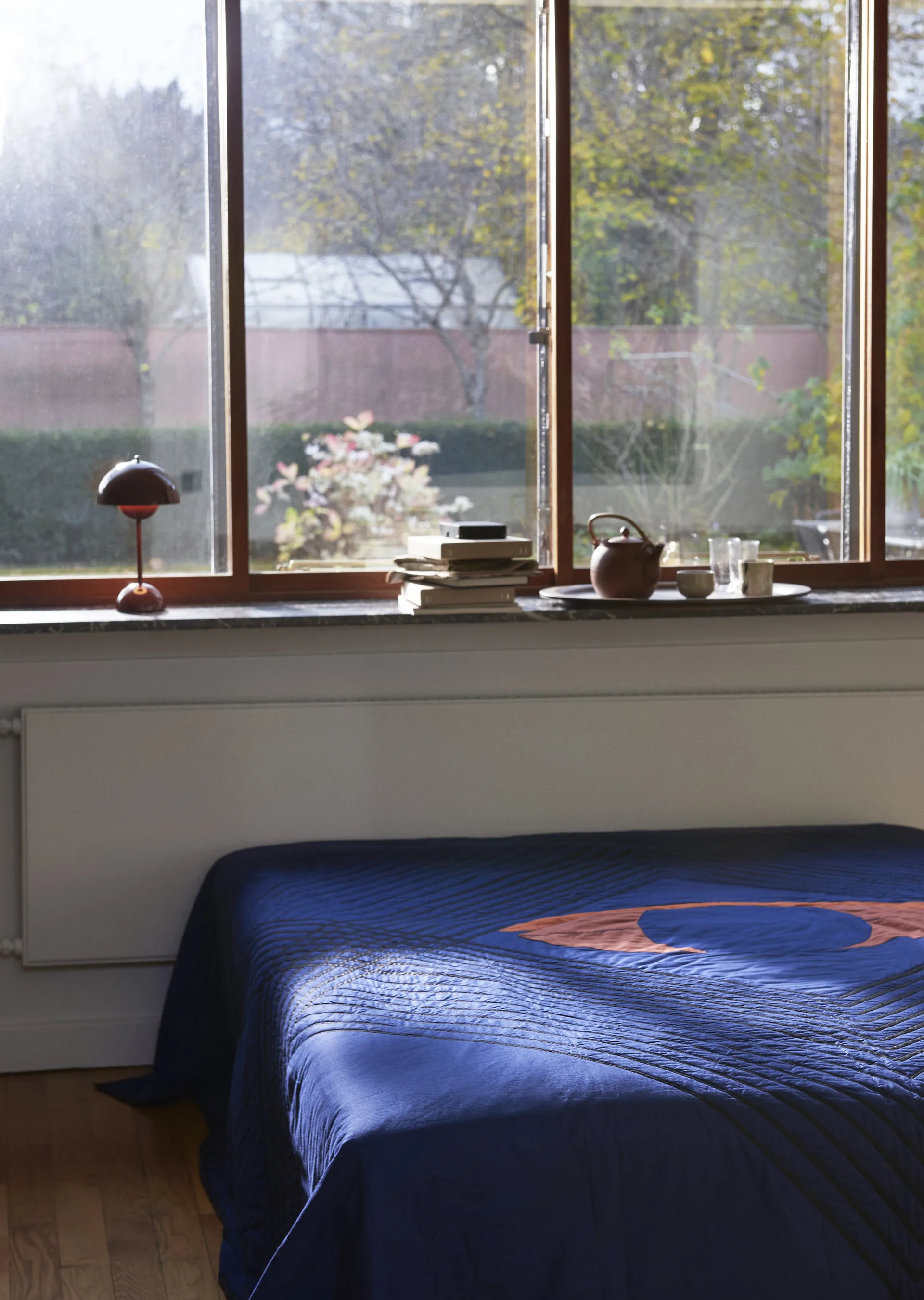 Flowerpot VP9 draagbare tafellamp, Red brown &Tradition