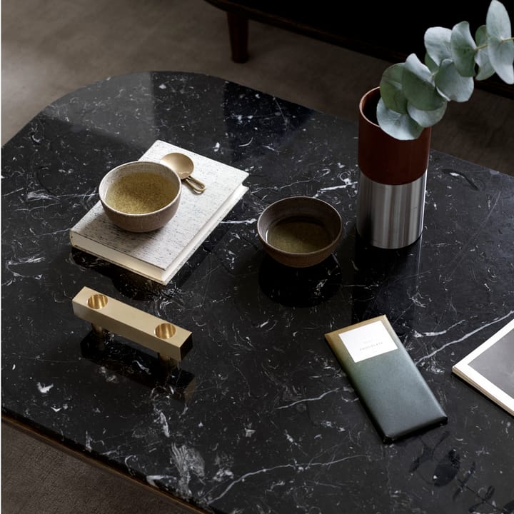 Fly tafel SC5, gerookt geolied eikenhout + zwart marmer &Tradition