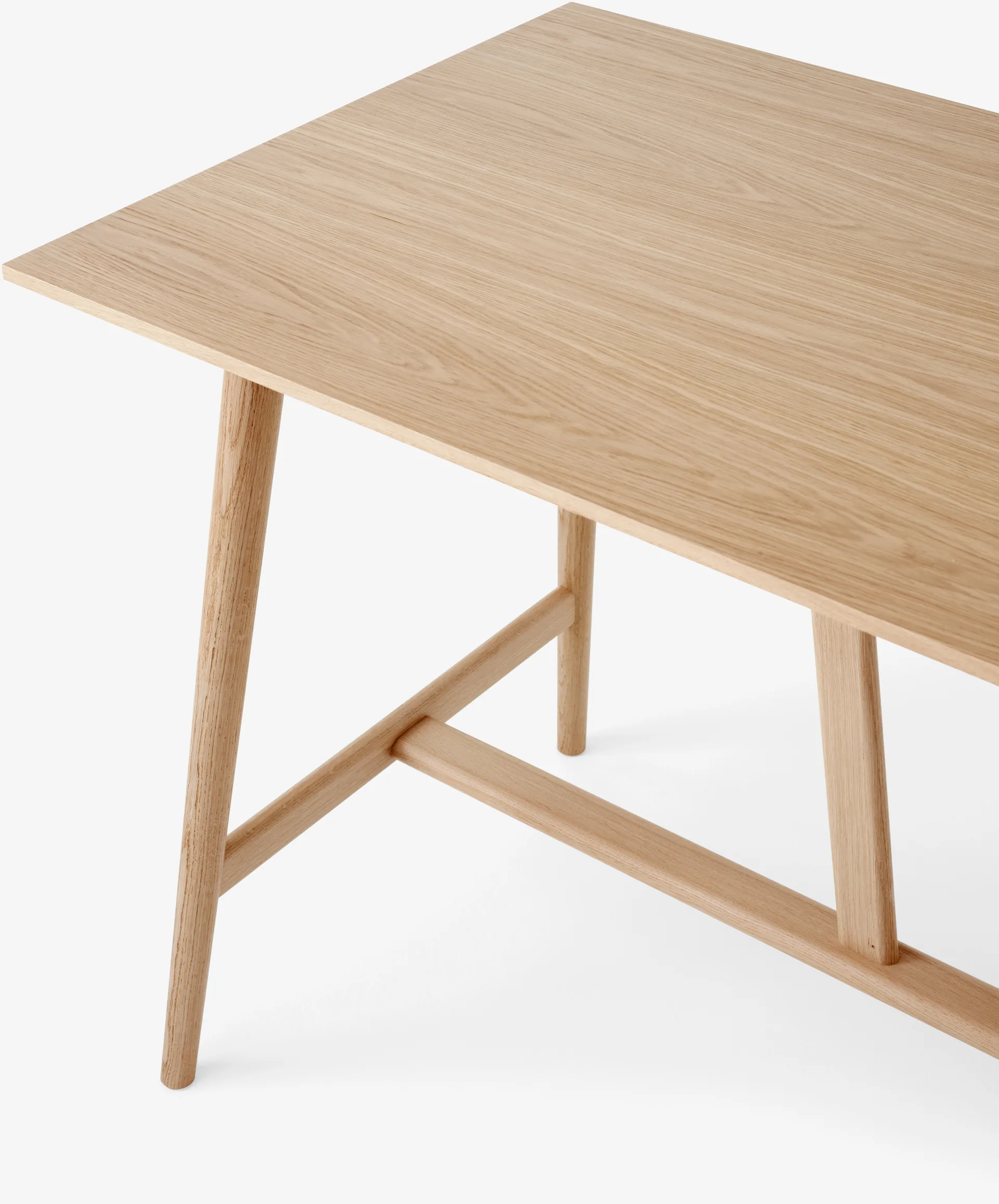 In Between SK26 Counter Table bartafel 190x80x95 cm, Gelakt eikenhout &Tradition