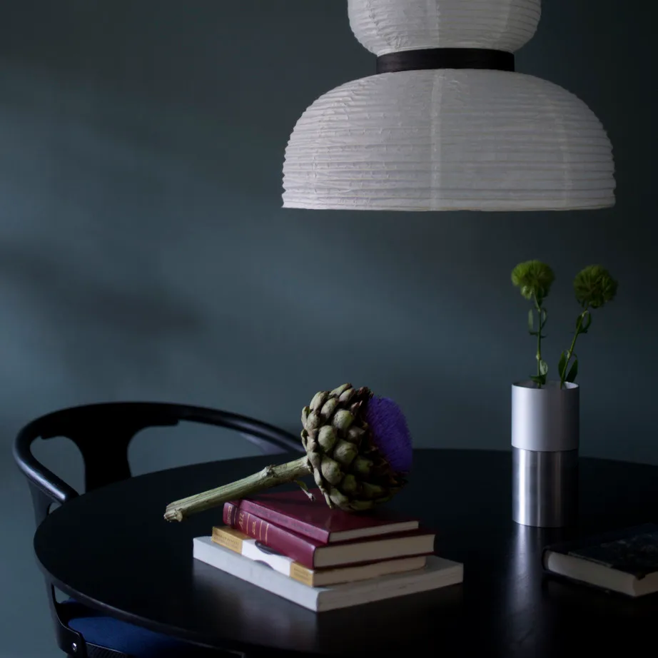 In Between tafel SK4, Zwartgelazuurd eikenhout &Tradition