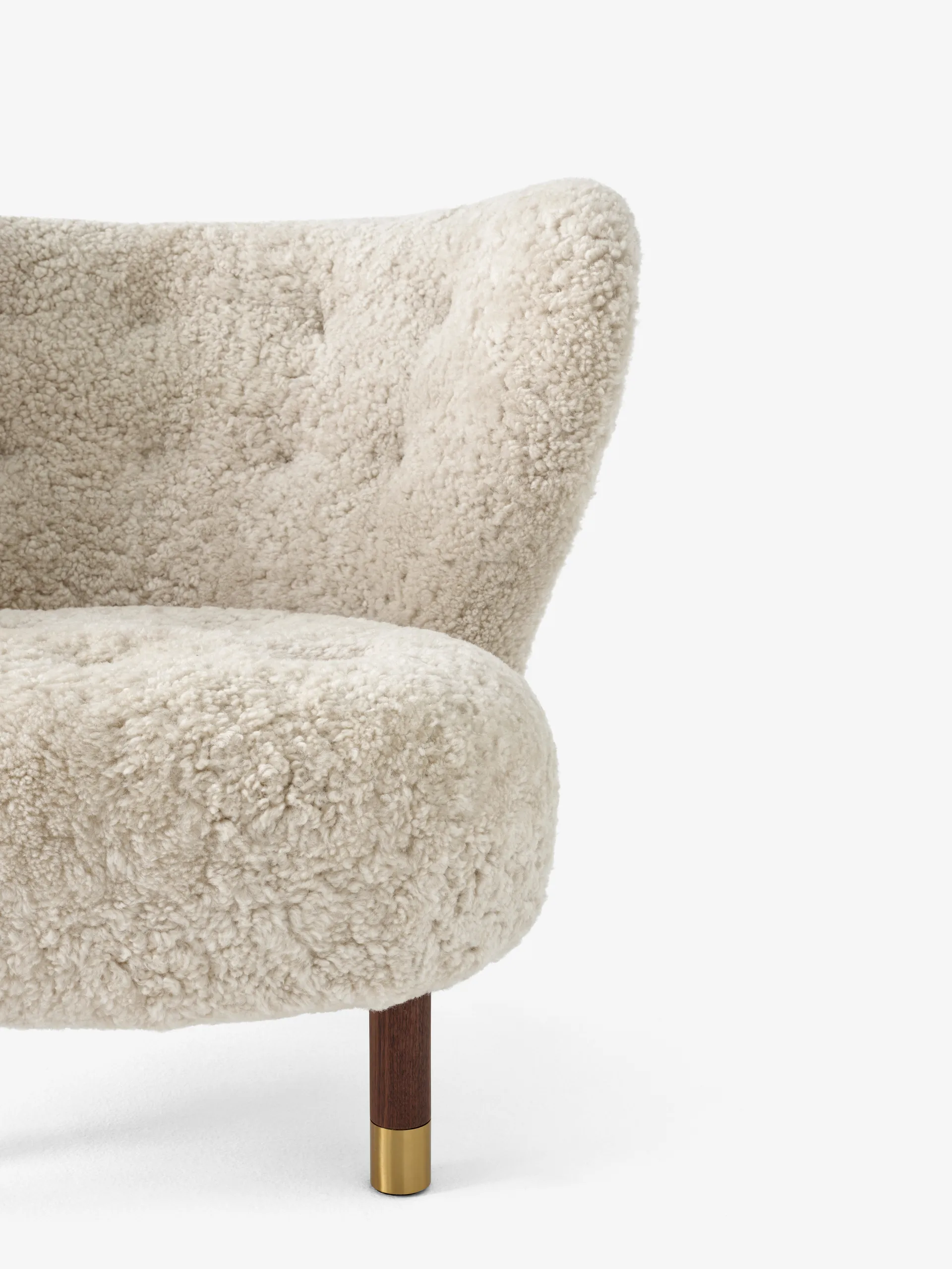 Little Petra VB1 fauteuil Limited Edition, Walnoot, messing-Moonlight &Tradition