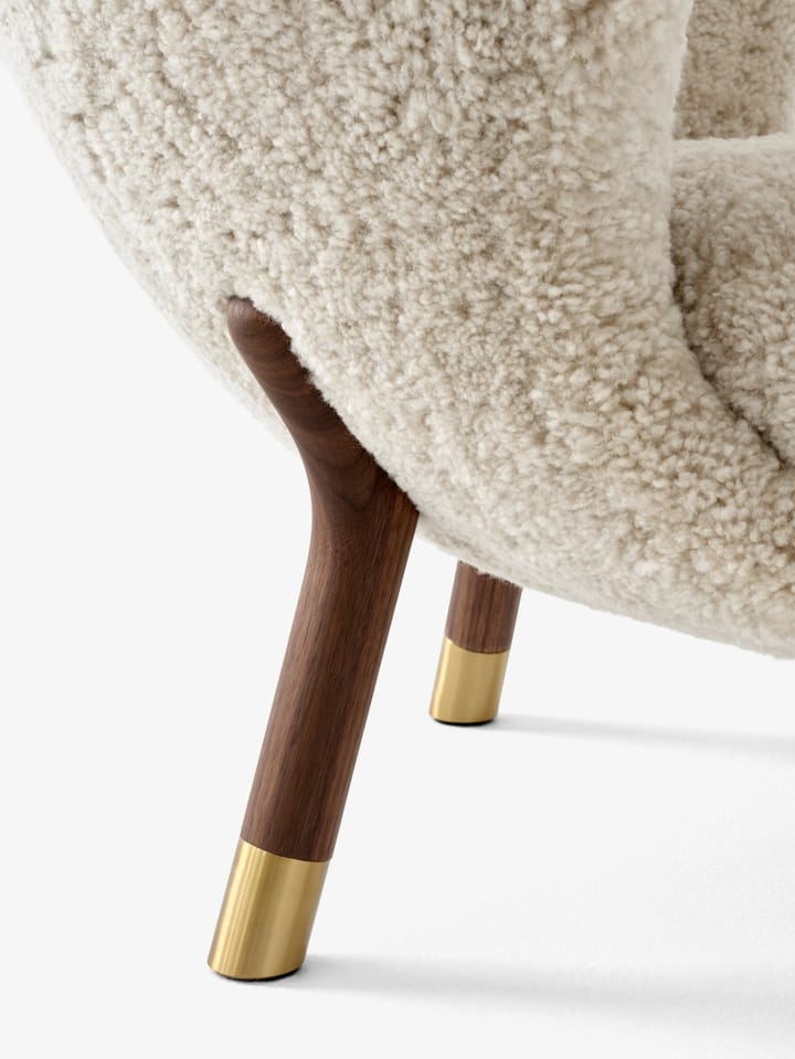 Little Petra VB1 fauteuil Limited Edition, Walnoot, messing-Moonlight &Tradition