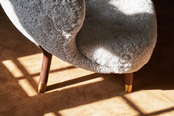 Little Petra VB1 fauteuil Limited Edition, Walnoot, messing-Moonlight &Tradition
