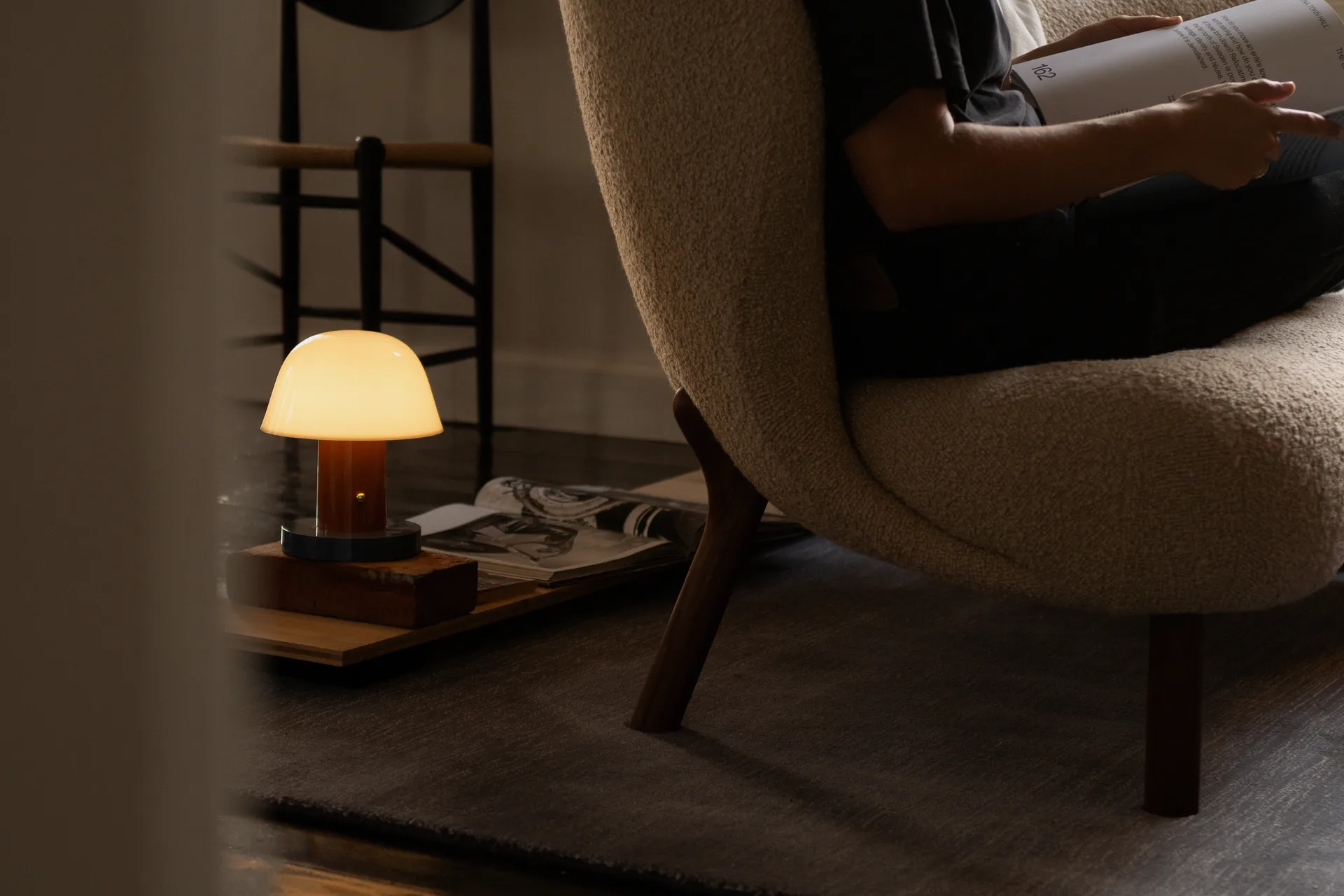 Little Petra VB2 bank, Witgeolied eikenhout-Moonlight &Tradition