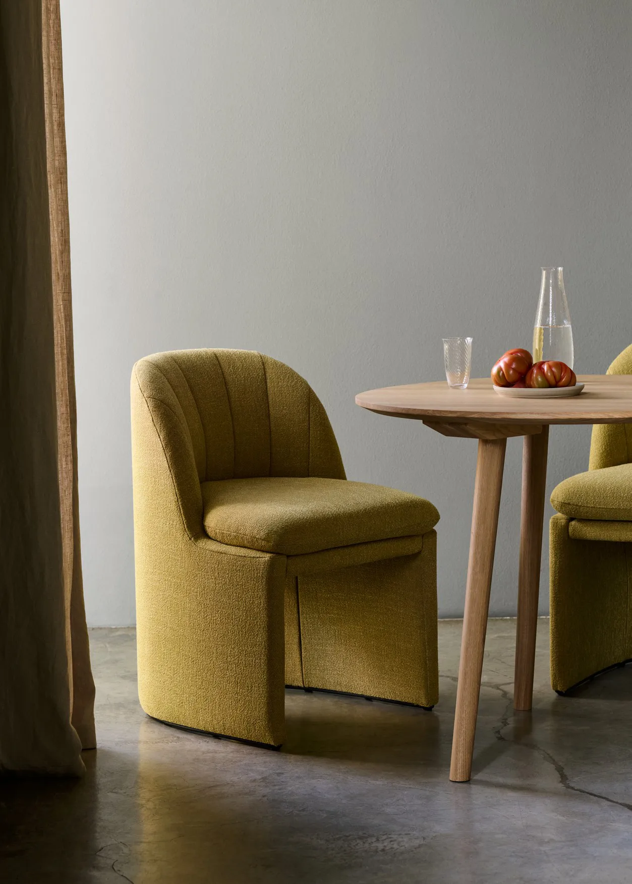 Loafer Side Chair SC106 stoel, Ecriture 0470 &Tradition