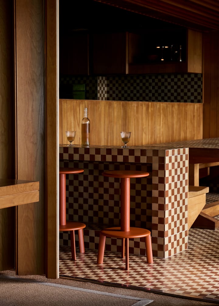 Massif AV40 barkruk, Ember &Tradition