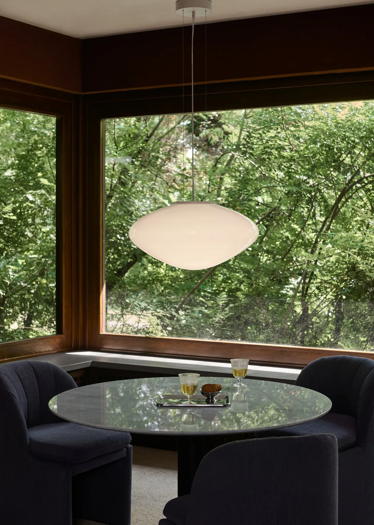 Mist AP20 hanglamp Ø56 cm, White-opal glass &Tradition