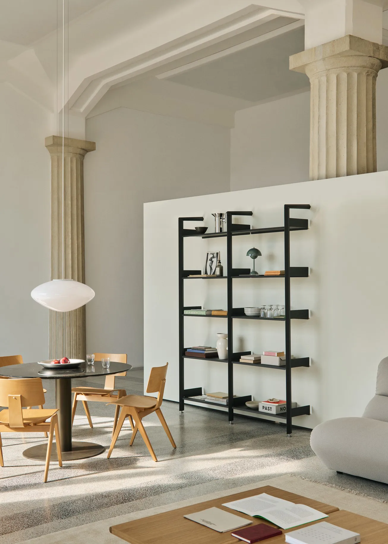 Mist AP20 hanglamp Ø56 cm, White-opal glass &Tradition