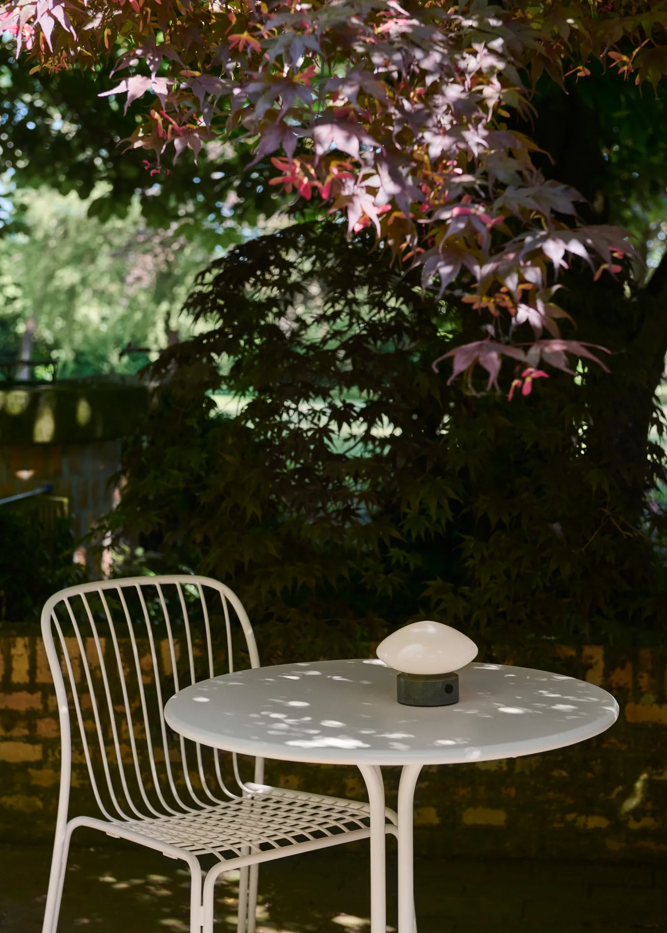 Mist AP21 draagbare lamp 12 cm, Grigio Caldo-opal glass &Tradition