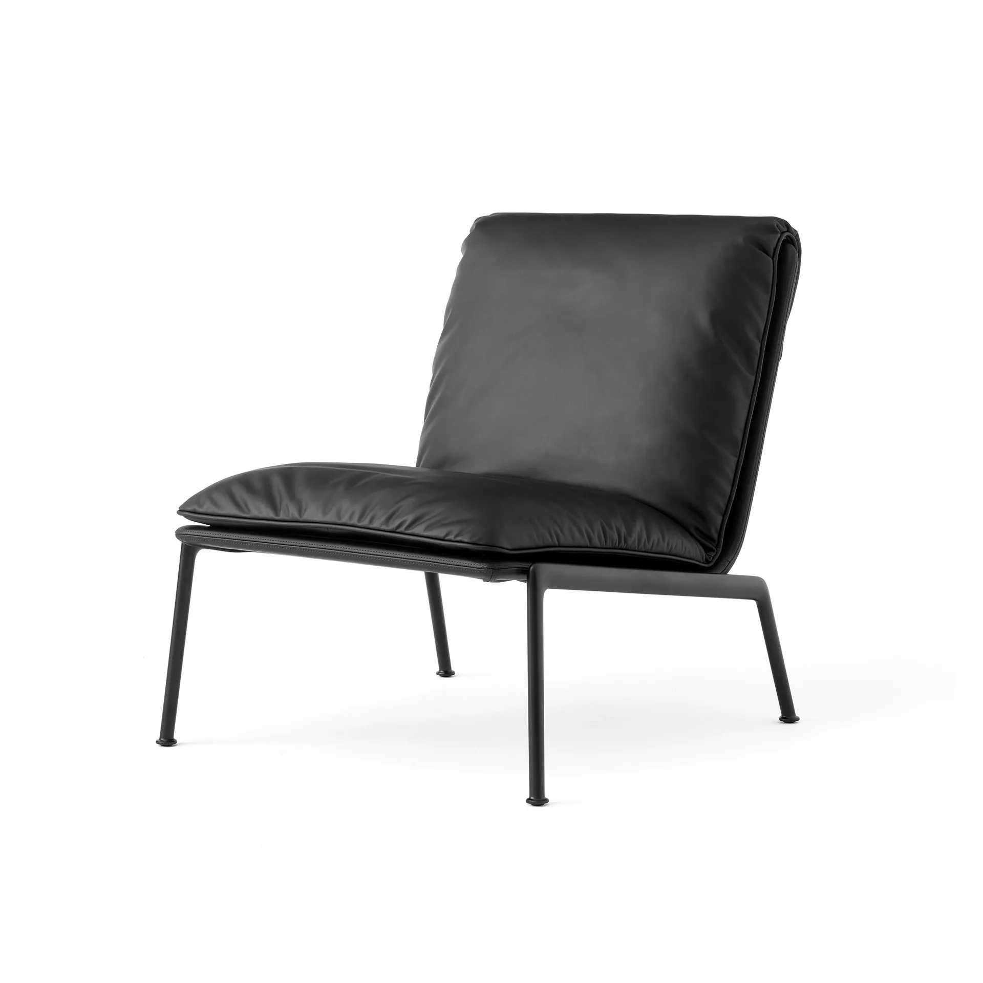 Muno LN18 loungefauteuil, Warm black-Noble leather Black &Tradition