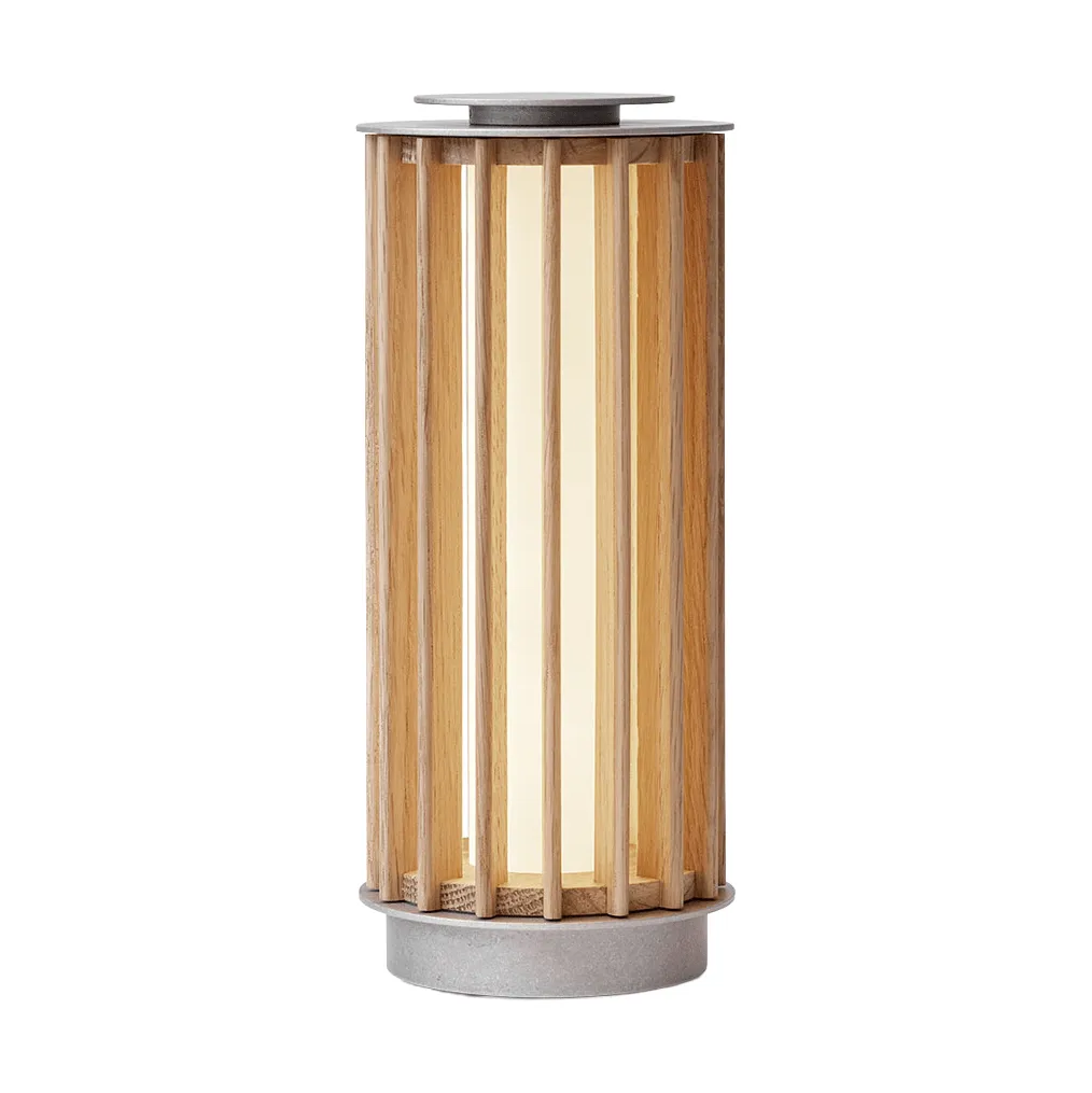 Numbra TY3 draagbare tafellamp, Gelakt eiken-getrommeld aluminium &Tradition