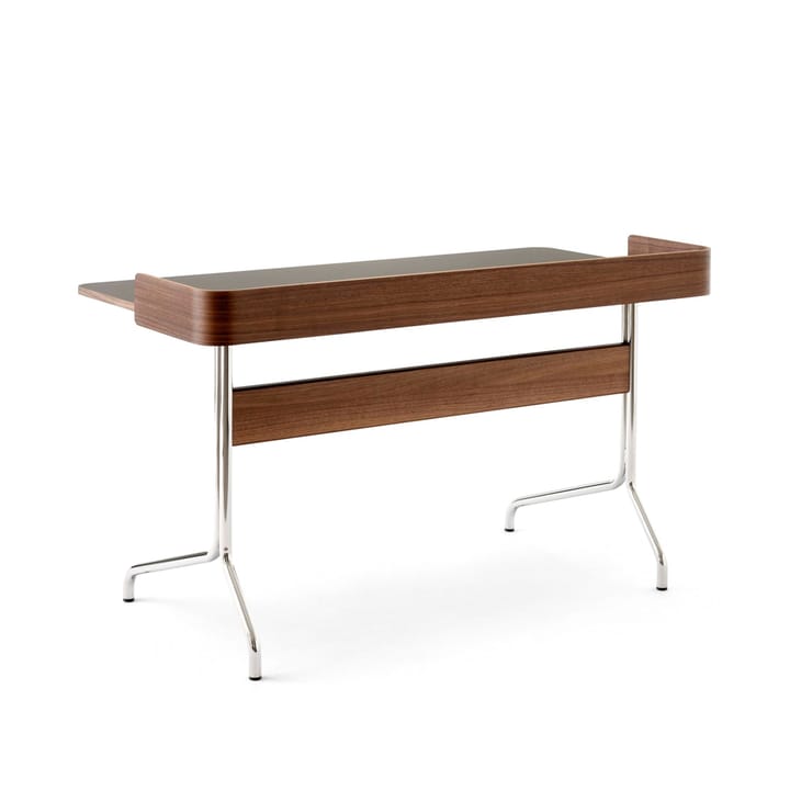 Pavilion AV17 bureau, iron linoleum, gelakt walnoothout, verchroomde poten &Tradition
