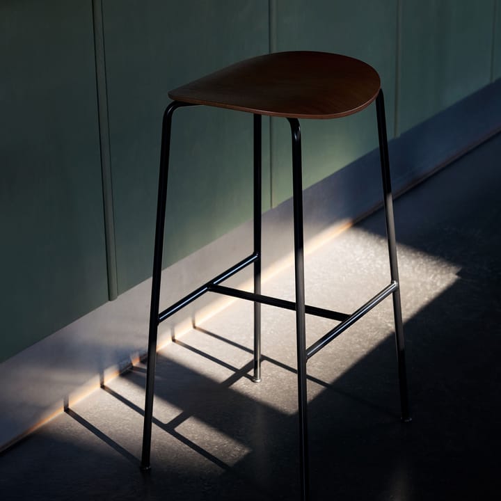 Pavilion AV37 barkruk 68 cm, Black-lacquered oak &Tradition