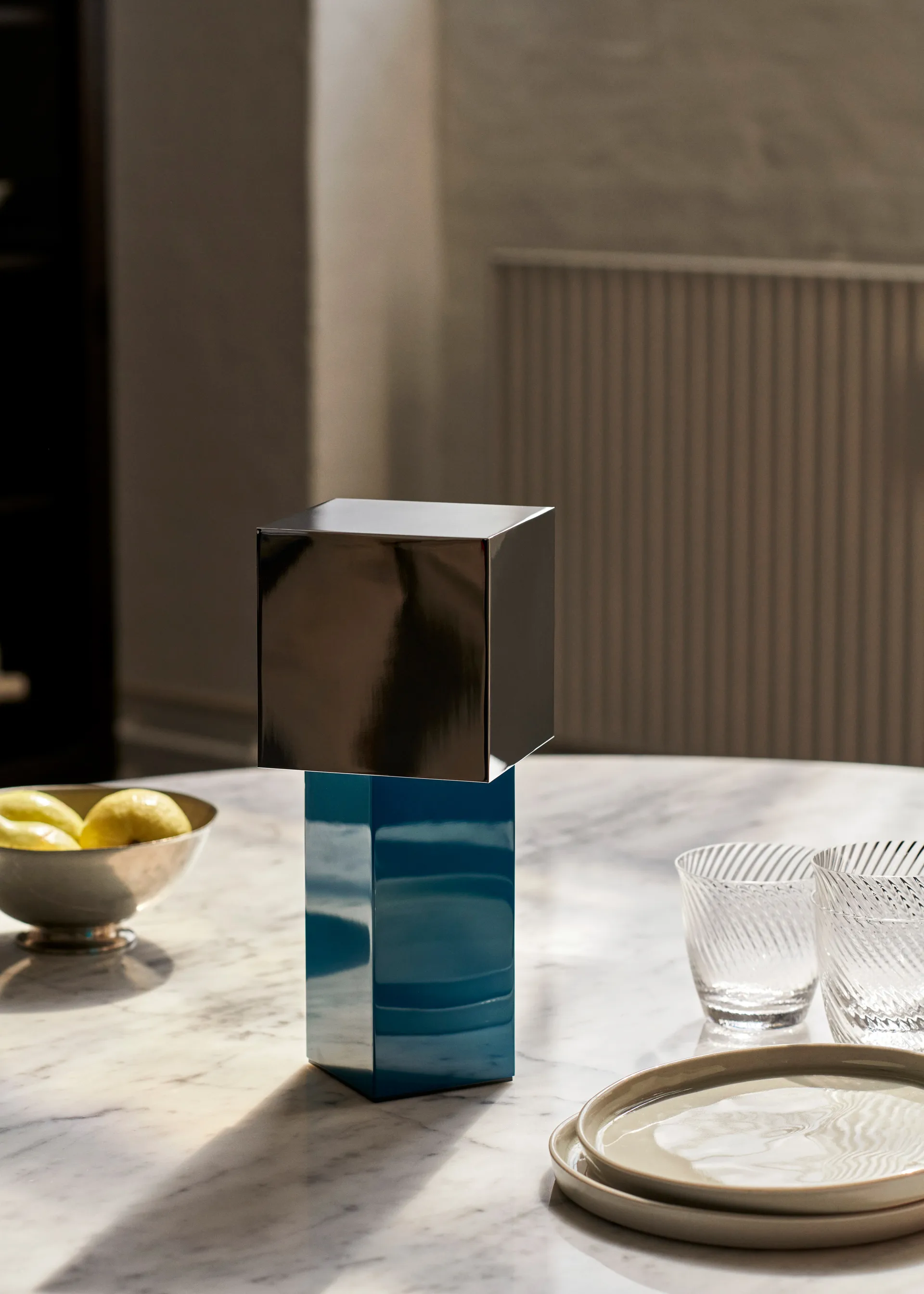 Pivot ATD7 draagbare lamp, Blue silver &Tradition