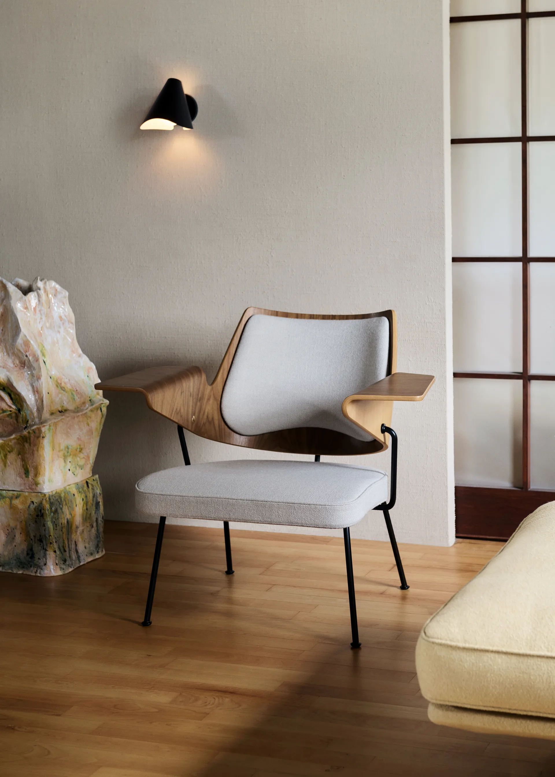 RFH RD8 lounge stoel, Walnut-beech-offwhite &Tradition